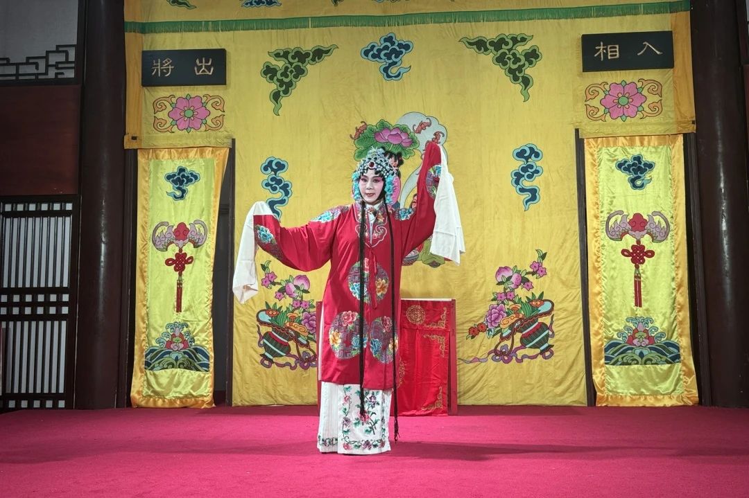 “梅韵流芳”——纪念梅兰芳先生诞辰130周年梅派经典选段演唱会在伶工学社上演1.jpg