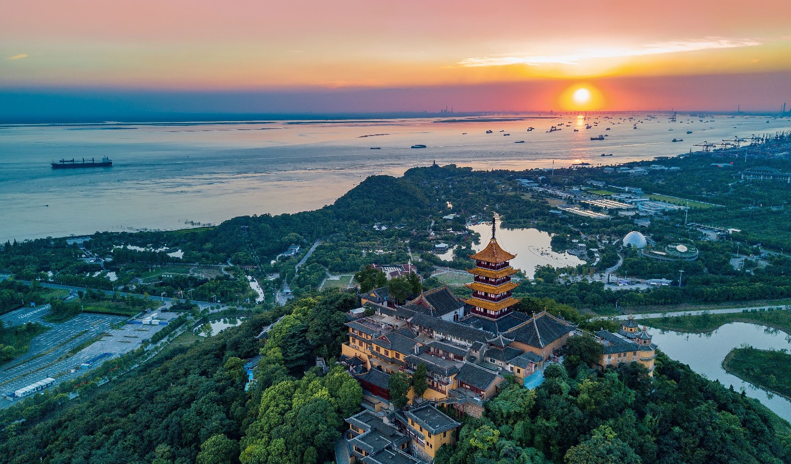 狼山1.jpg