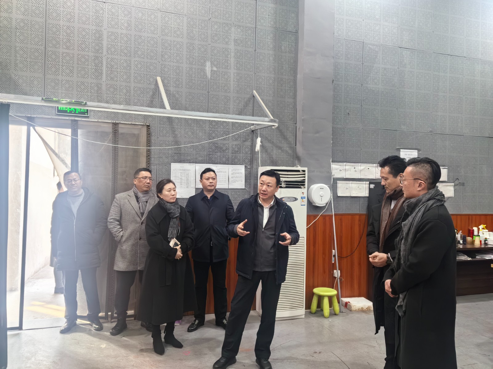 市文广旅局党组书记、局长王智前往 南通艺术剧院调研指导工作2.jpg 市文广旅局党组书记、局长王智前往 南通艺术剧院调研指导工作2.jpg