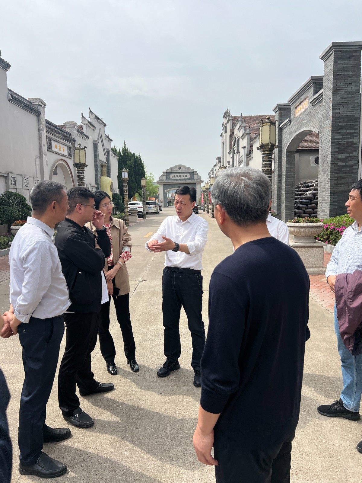 王智调研海门常乐颐生文博园1.jpg