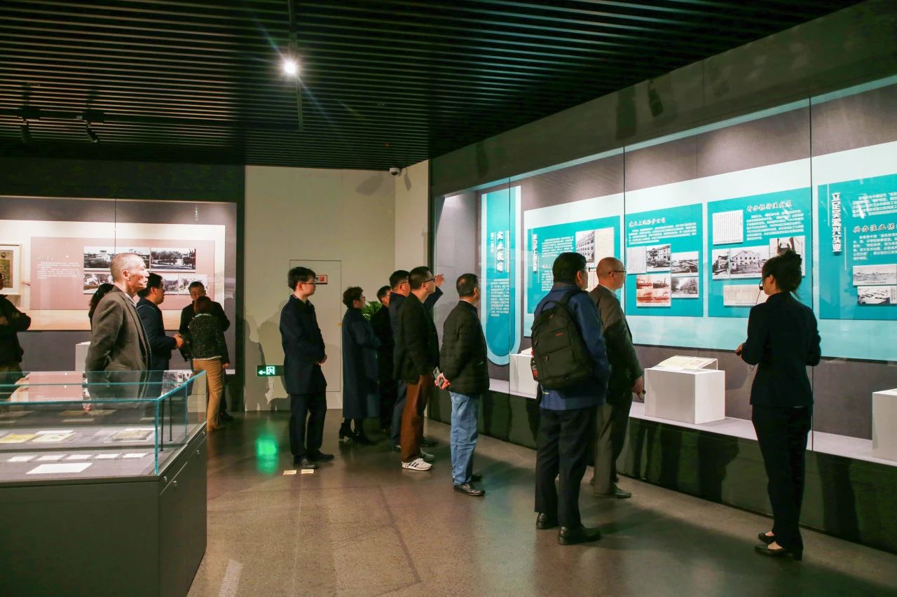 弦歌不辍,薪火相传 ——《张謇在宝山——中国早期现代化的探索》专题展在淞沪馆开展并启动巡展7.jpg 弦歌不辍,薪火相传 ——《张謇在宝山——中国早期现代化的探索》专题展在淞沪馆开展并启动巡展7.jpg